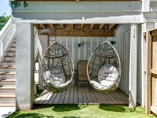 Charming Four Bedroom Isle of Palms Vacation Rental Home