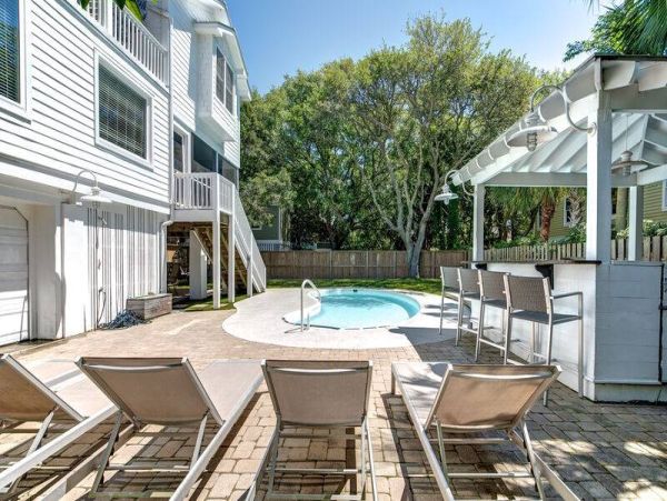 Charming Four Bedroom Isle of Palms Vacation Rental Home