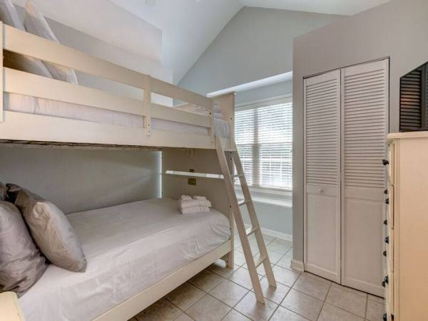 Charming Four Bedroom Isle of Palms Vacation Rental Home