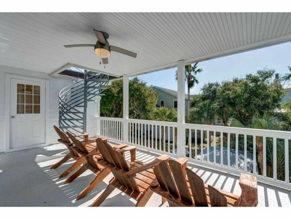 Charming Four Bedroom Isle of Palms Vacation Rental Home