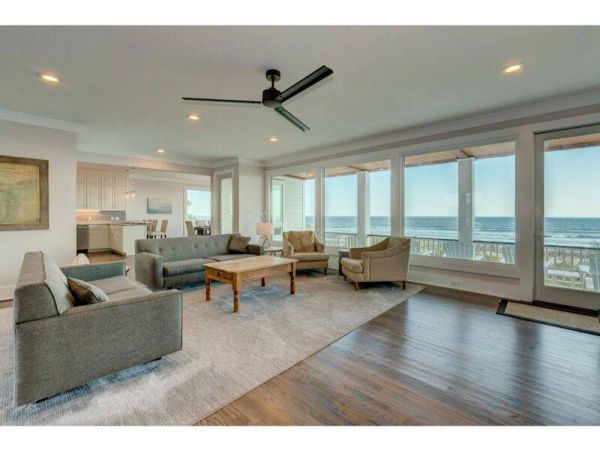 Isle Of Palms Home 1019772