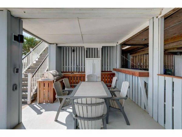 Isle Of Palms Home 1019772