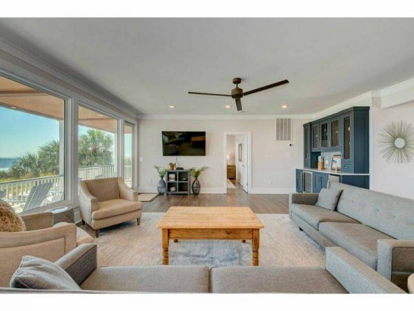 Isle Of Palms Home 1019772