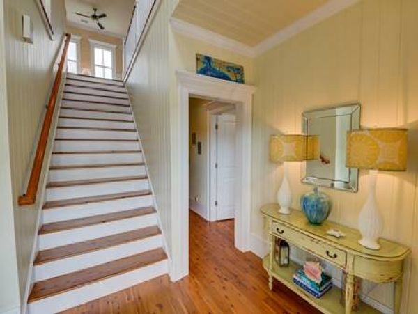 Spacious Five Bedroom Vacation Rental in Isle of Palms