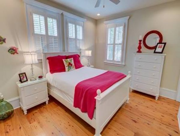 Spacious Five Bedroom Vacation Rental in Isle of Palms