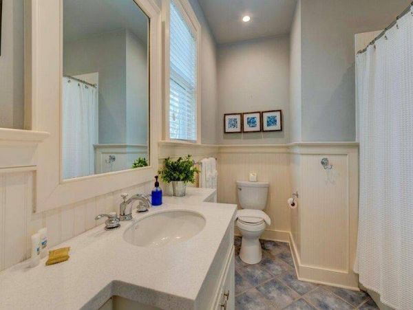 Beach Views Exceptional Interior Isle of Pine Vacation Home
