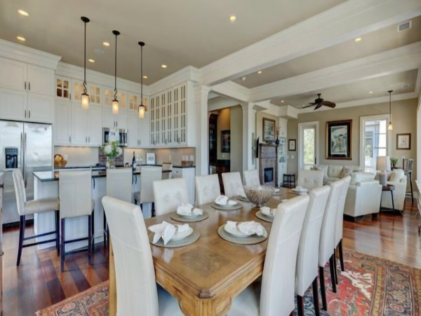 Beach Views Exceptional Interior Isle of Pine Vacation Home