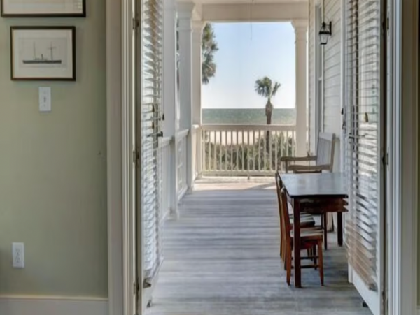Beach Views Exceptional Interior Isle of Pine Vacation Home