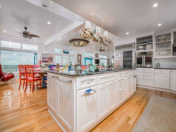 Isle Of Palms Home 1019779