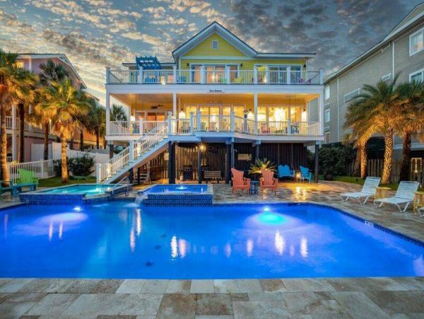 Oceanfront Isle of Palms Vacation Home Sleeps Twenty Guests