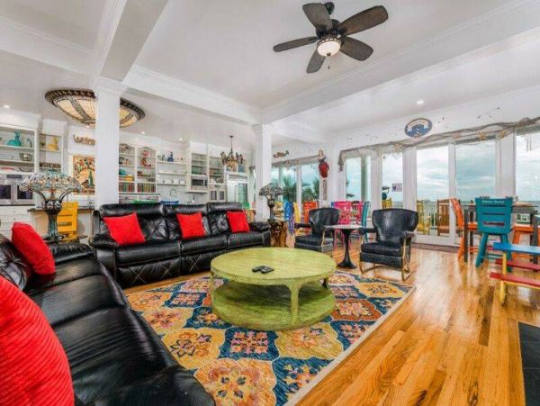 Oceanfront Isle of Palms Vacation Home Sleeps Twenty Guests