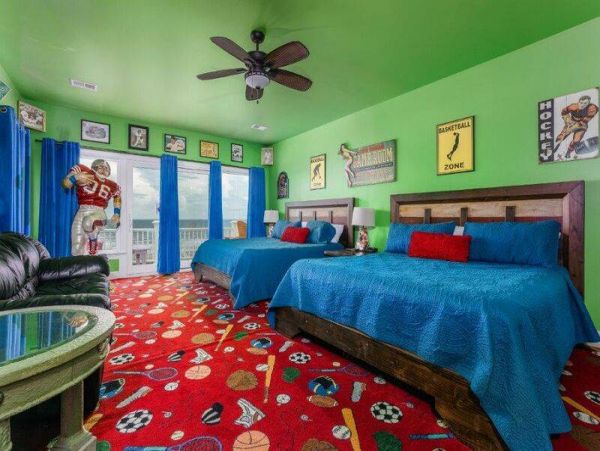 Oceanfront Isle of Palms Vacation Home Sleeps Twenty Guests