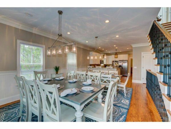 9 Bedroom Beach Home With Rooftop Pool!
