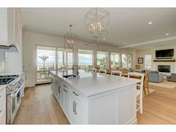 Isle Of Palms Home 1019786