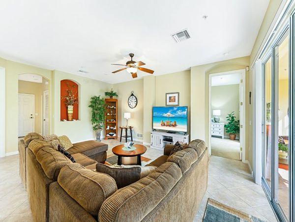 Naples Condo 1019791