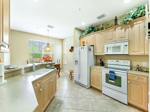Naples Condo 1019791