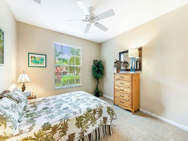 Naples Condo 1019791