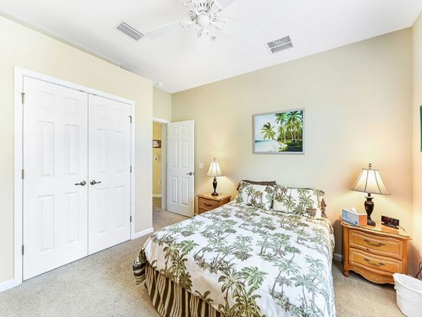 Naples Condo 1019791