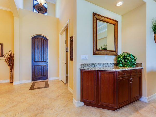 Naples Home 1019792