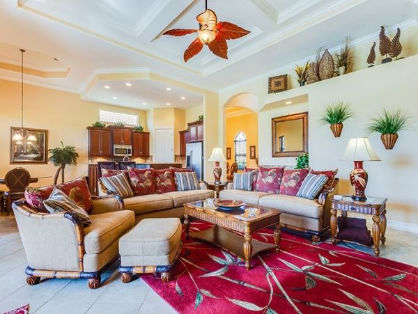 Naples Home 1019792