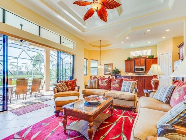 Naples Home 1019792