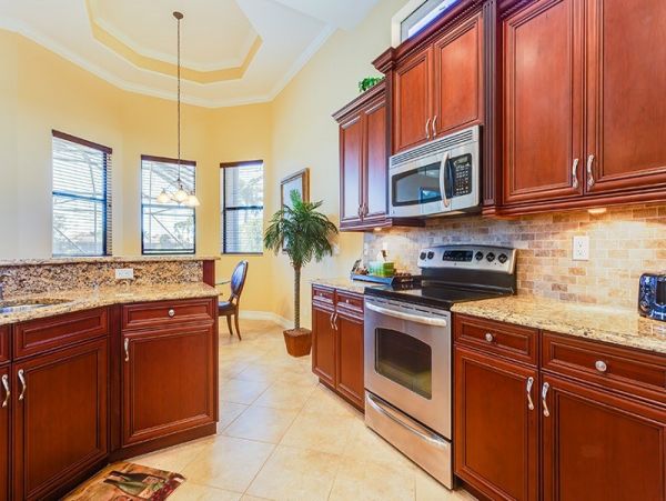 Naples Home 1019792