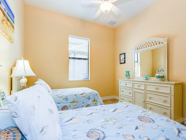 Naples Home 1019792