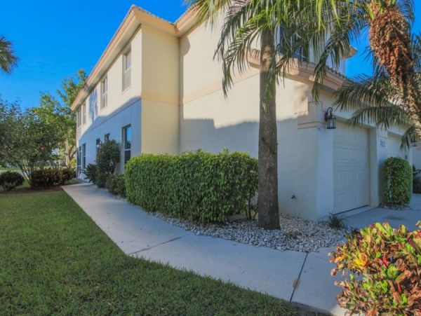 Naples Condo 1019793