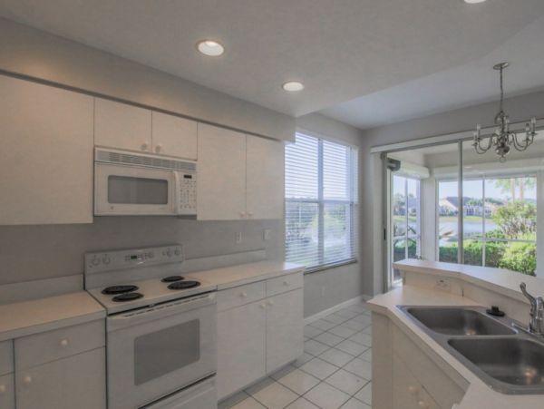 Naples Condo 1019793