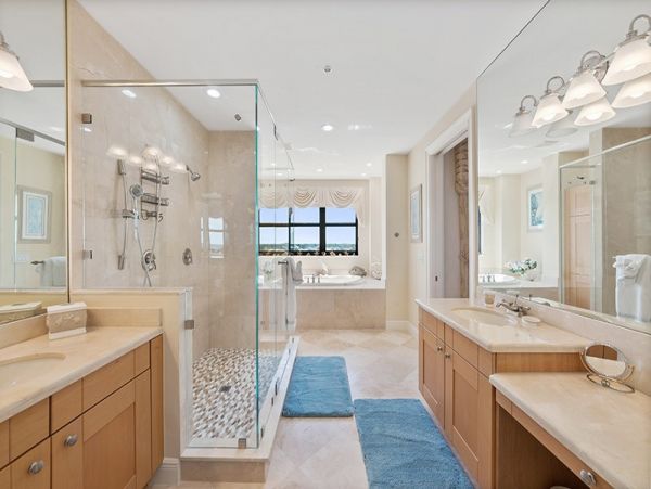Expansive balcony overlooking the Bay and Gulf