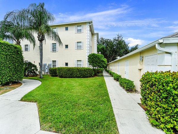 Naples Condo 1019796