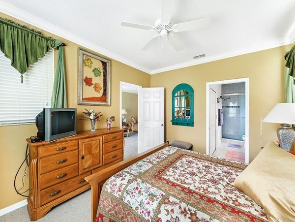 Naples Condo 1019796