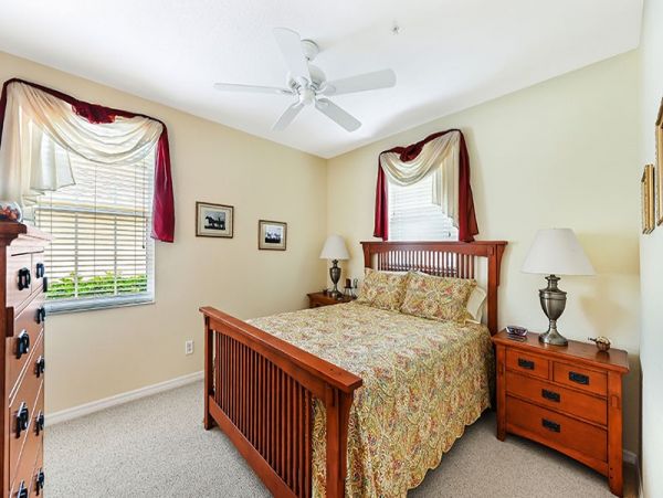 Naples Condo 1019796