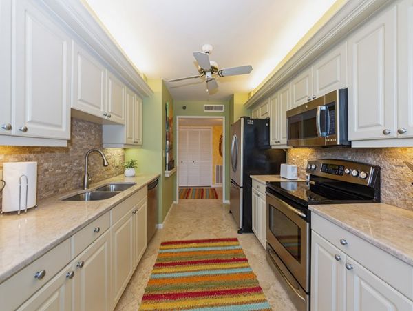 Naples Condo 1019799