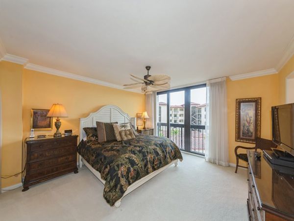 Naples Condo 1019799