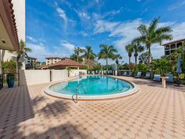Naples Condo 1019799