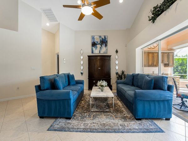 Naples Home 1019800