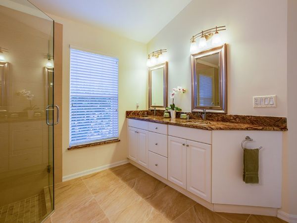 Naples Home 1019800