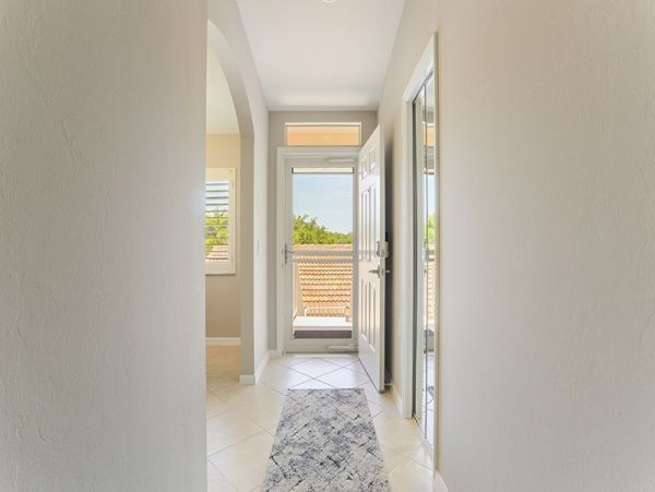 Naples Condo 1019802