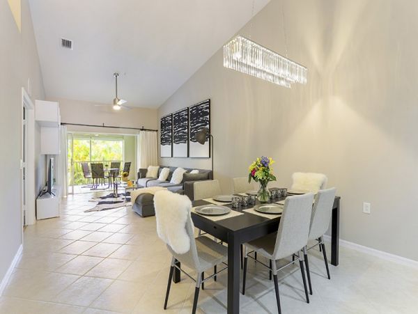 Naples Condo 1019802