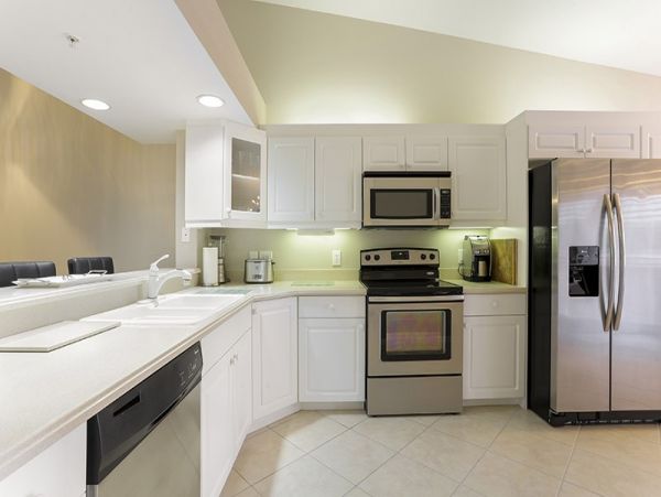 Naples Condo 1019802