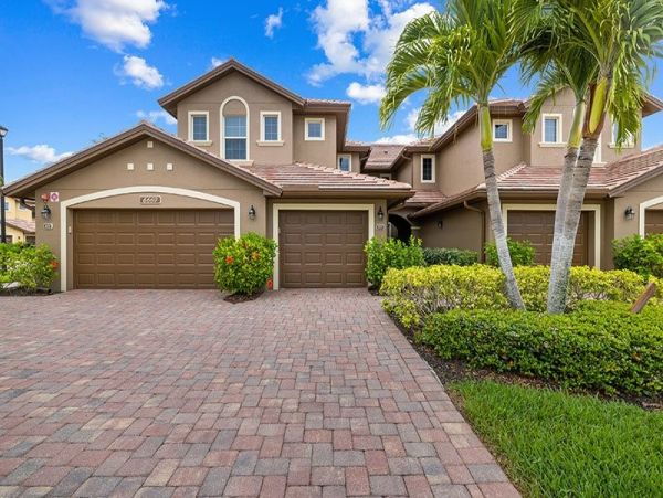 Naples Condo 1019805