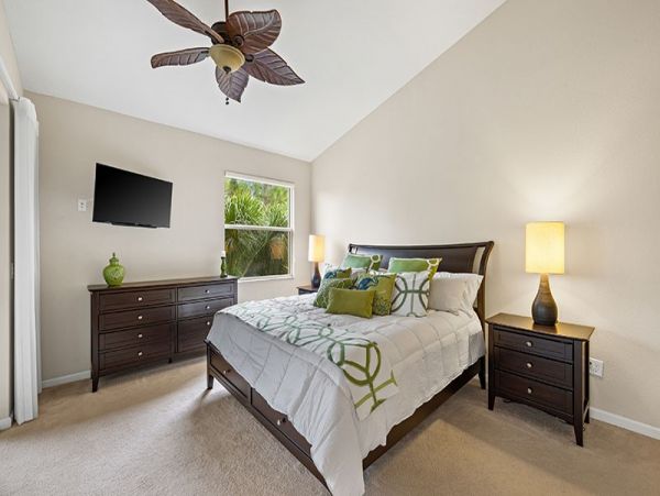 Naples Condo 1019805