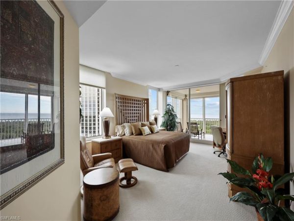 Elegant Gulf-View Condo in Naples with Stunning Views