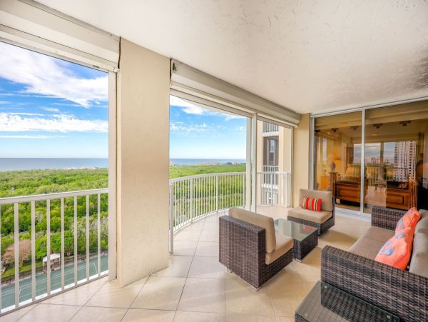 Elegant Gulf-View Condo in Naples with Stunning Views