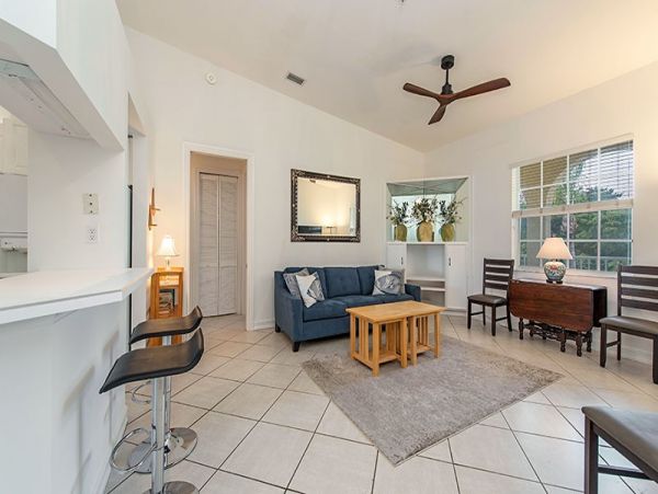 Naples Condo 1019807