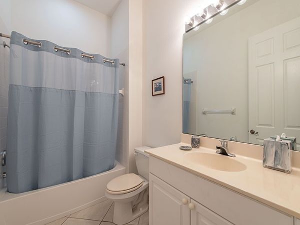 Naples Condo 1019807