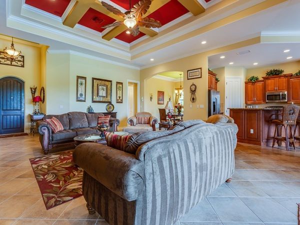 Naples Home 1019808