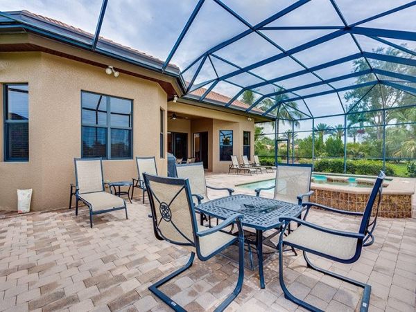 Naples Home 1019808