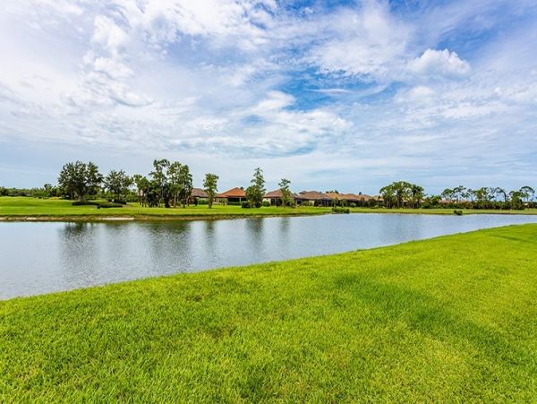 Naples Home 1019808